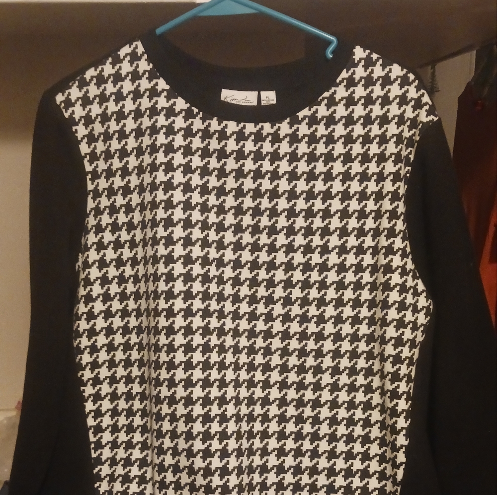 Kim Roger's Petite 3/4 sleeve top